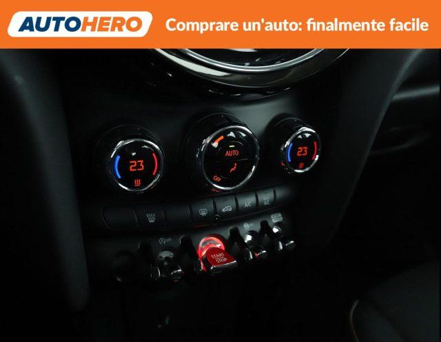 MINI Cooper 1.5 Cooper Essential 5 porte