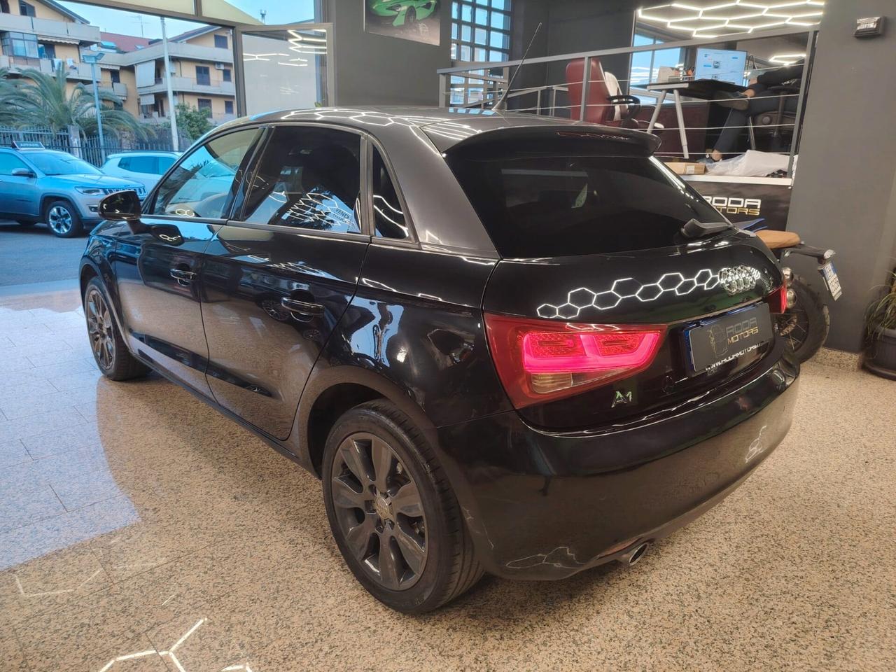 Audi A1 SPB 1.6 TDI S tronic Attraction
