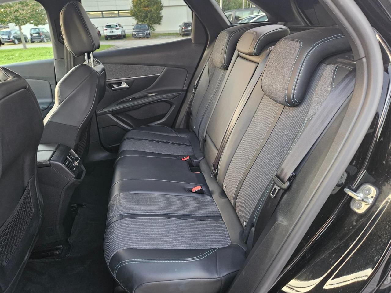 Peugeot 3008 BlueHDi 130 S&S EAT8 Allure Pack