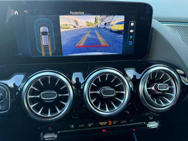 MERCEDES-BENZ GLA 200 d Automatica AMG Premium
