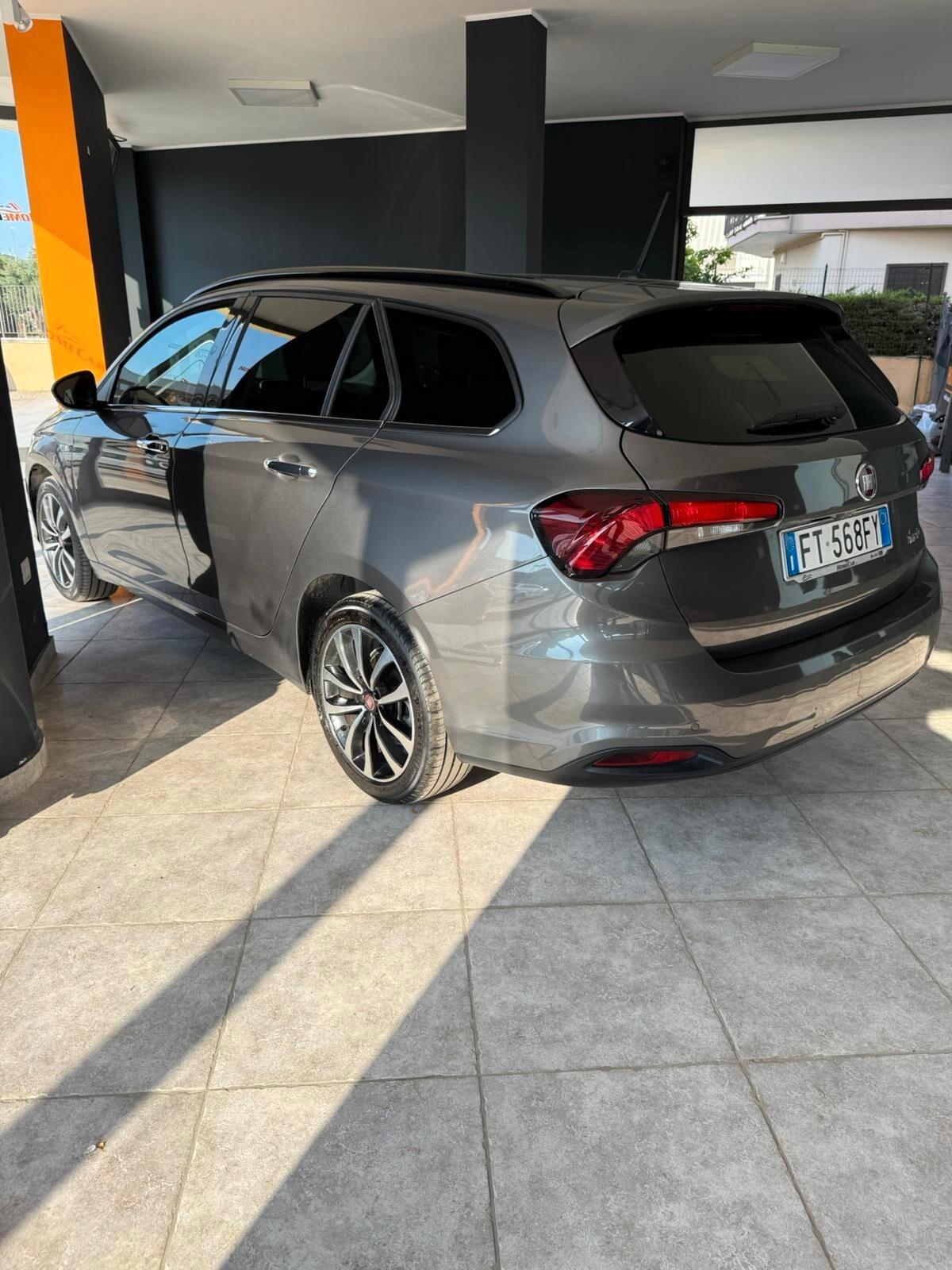 Fiat Tipo 1.6 Mjt S&S 5 porte S-Design