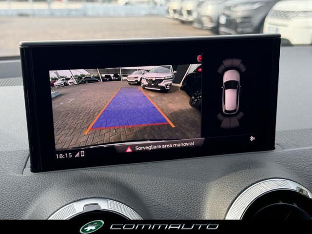 AUDI Q2 30 TDI S tronic Identity Black