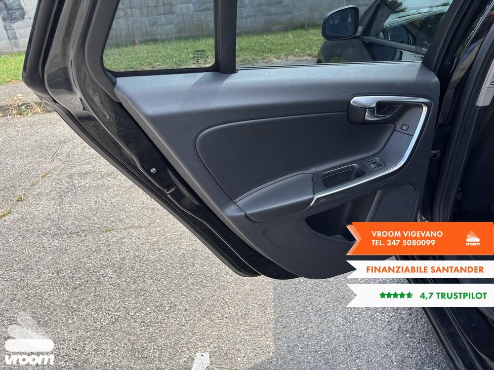 VOLVO V60 (2010-2018) V60 D2 1.6 R-design Momentum