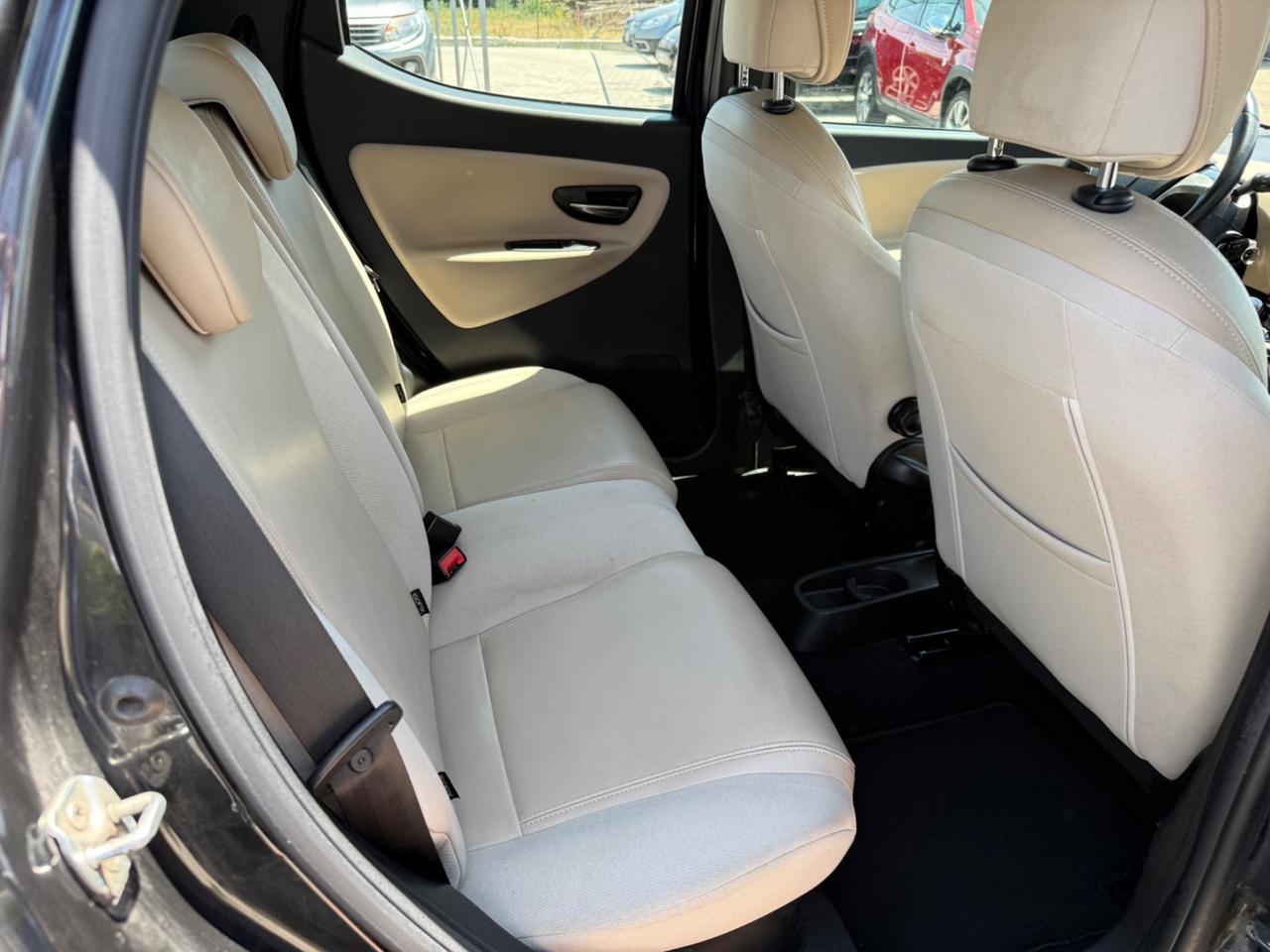 Lancia Ypsilon 0.9 BENZINA -GPL 85 CV Platinum