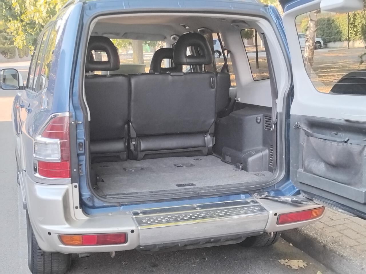 Mitsubishi Pajero 3.2 16V DI-D 7POSTI. GLS2 CAMBIO AUTOMATICO
