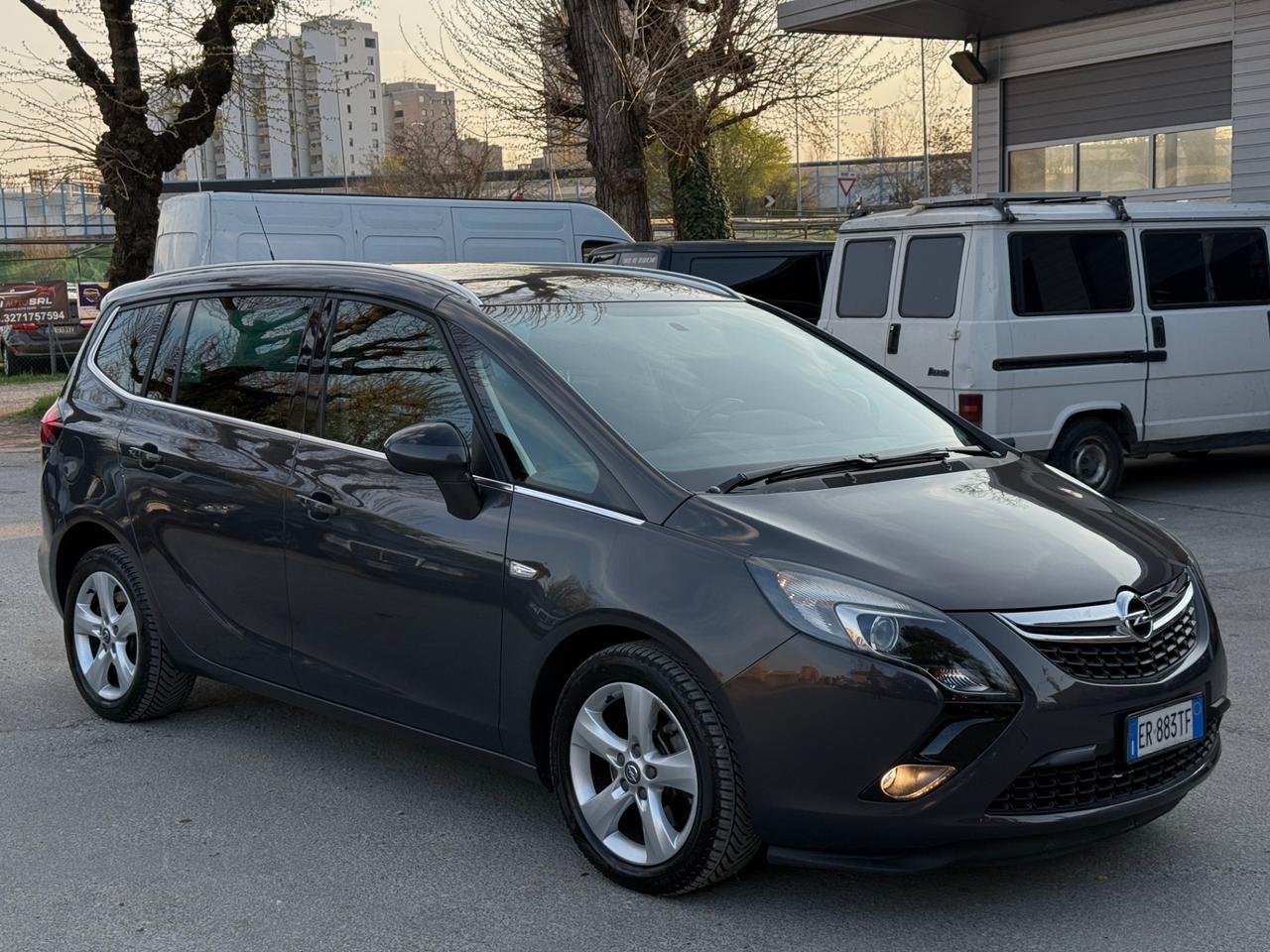 Opel Zafira Tourer 1.4 Turbo 140CV GPL Cosmo