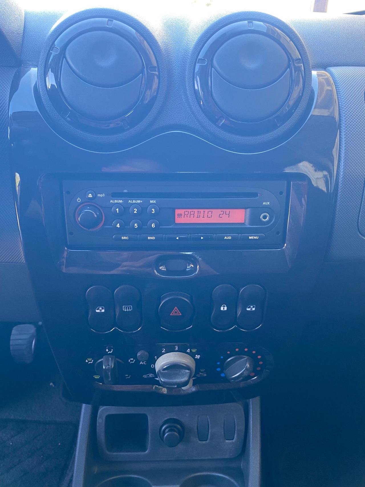 Dacia Duster 1.5 dCi Anno 2011 TAGLIANDATA