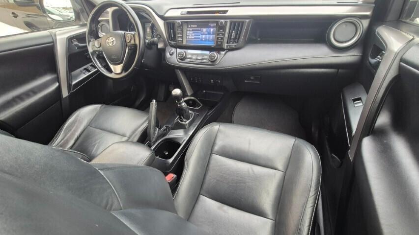 Toyota RAV 4 RAV4 2.0 D-4D 2WD Lounge
