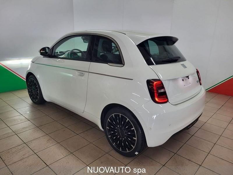 FIAT 500 Electric La Prima 3+1 118cv