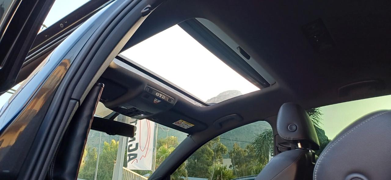 Volkswagen Golf GTD 2.0 TDI DSG