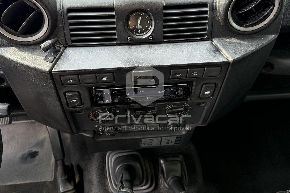 LAND ROVER Defender 90 2.4 TD4 Pick Up S