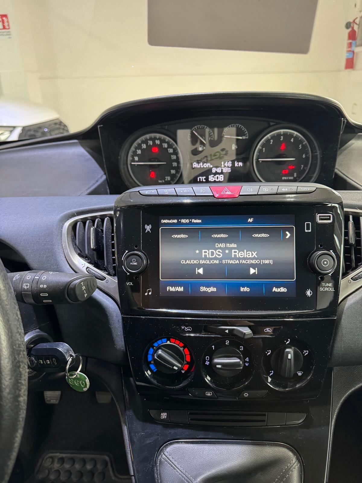 Lancia Ypsilon 1.0 FireFly 5 porte S&S Hybrid Ecochic Gold