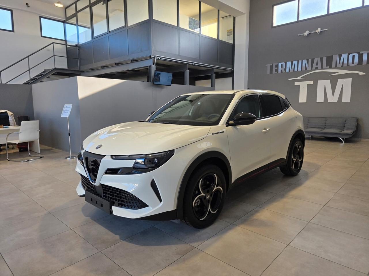 Alfa Romeo Junior 1.2 136 CV Hybrid eDCT6 Speciale