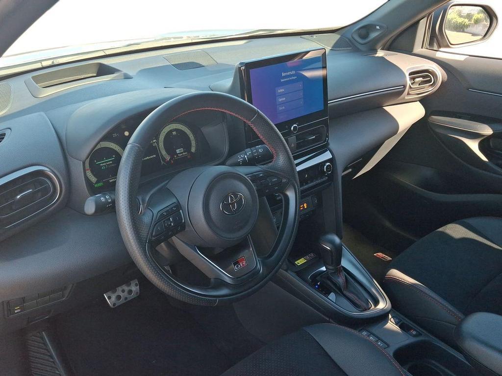Toyota Yaris Cross 1.5h GR Sport fwd 130cv e-cvt