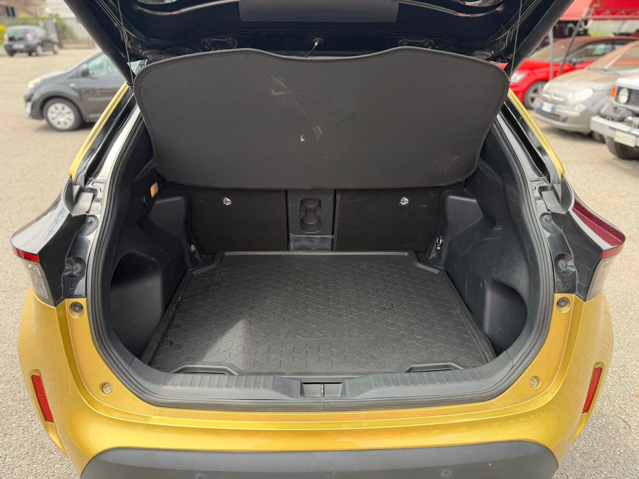Toyota Yaris Cross 1.5 Hybrid 5p. E-CVT PREMIERE