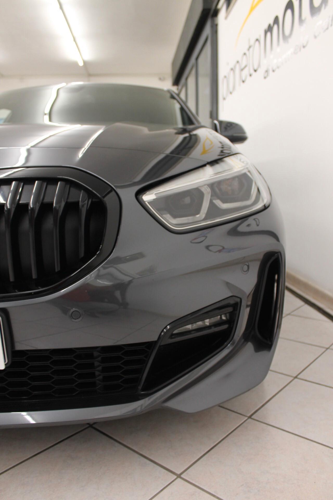 Bmw 118 118d 5p. Msport