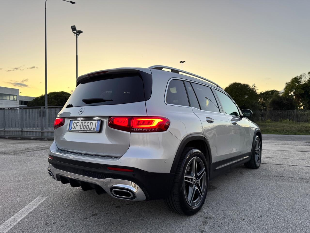 MERCEDES GLB Premium Amg Full - Tetto Led 19