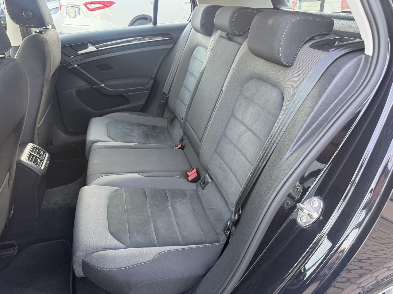 Golf 1.6 TDI 115 CV 5p. Highline BlueMotion Technology