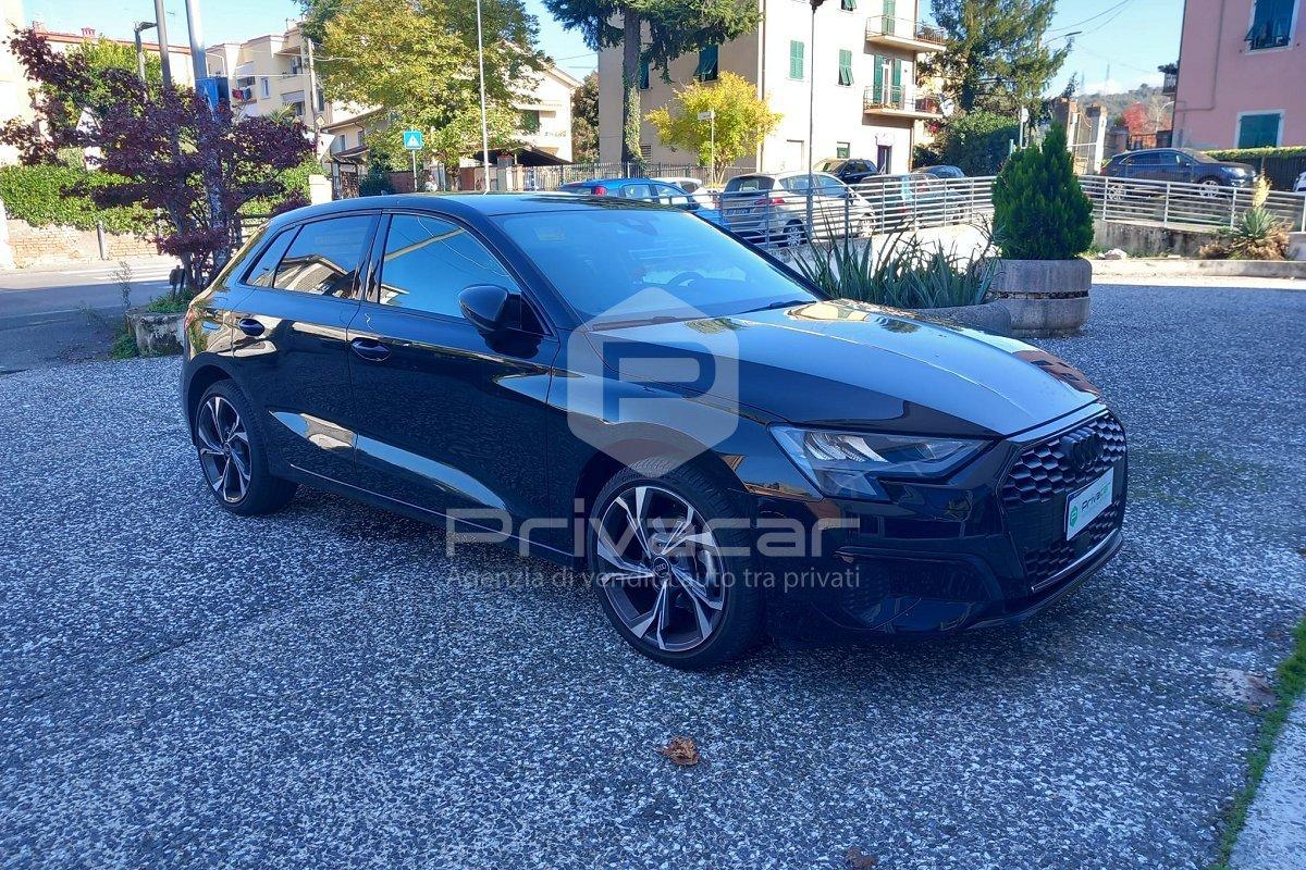 AUDI A3 Sedan 30 TFSI S tronic Business Advanced