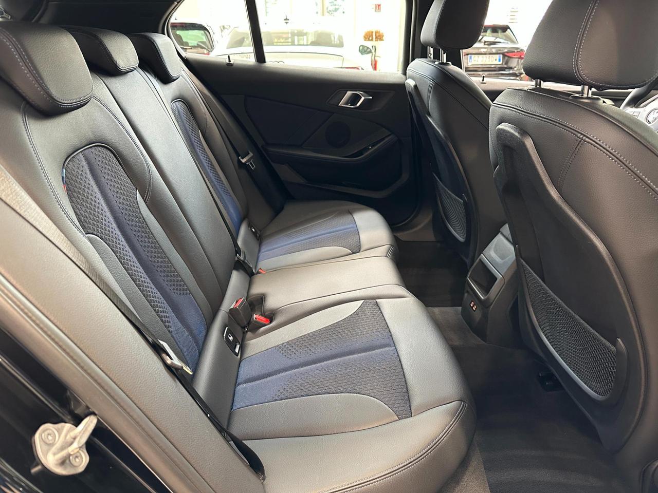 BMW 118 d Msport Auto - LED - Carplay - Pack Luci