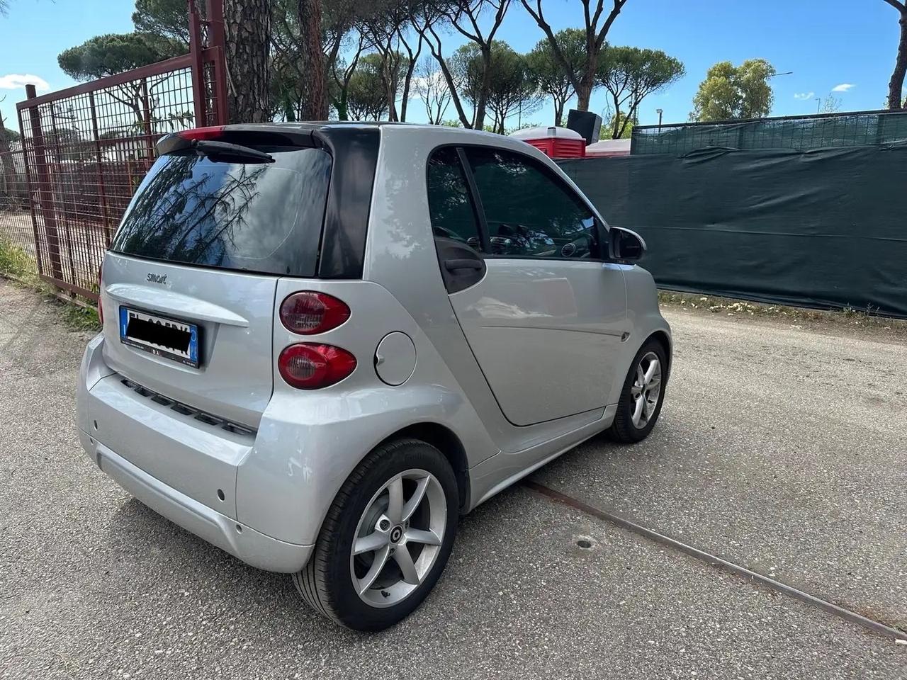 Smart ForTwo 1000 52 kW MHD coupé pulse