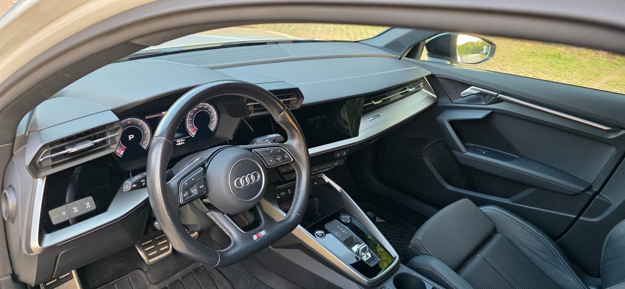 Audi A3 SPB 30 TDI S line edition