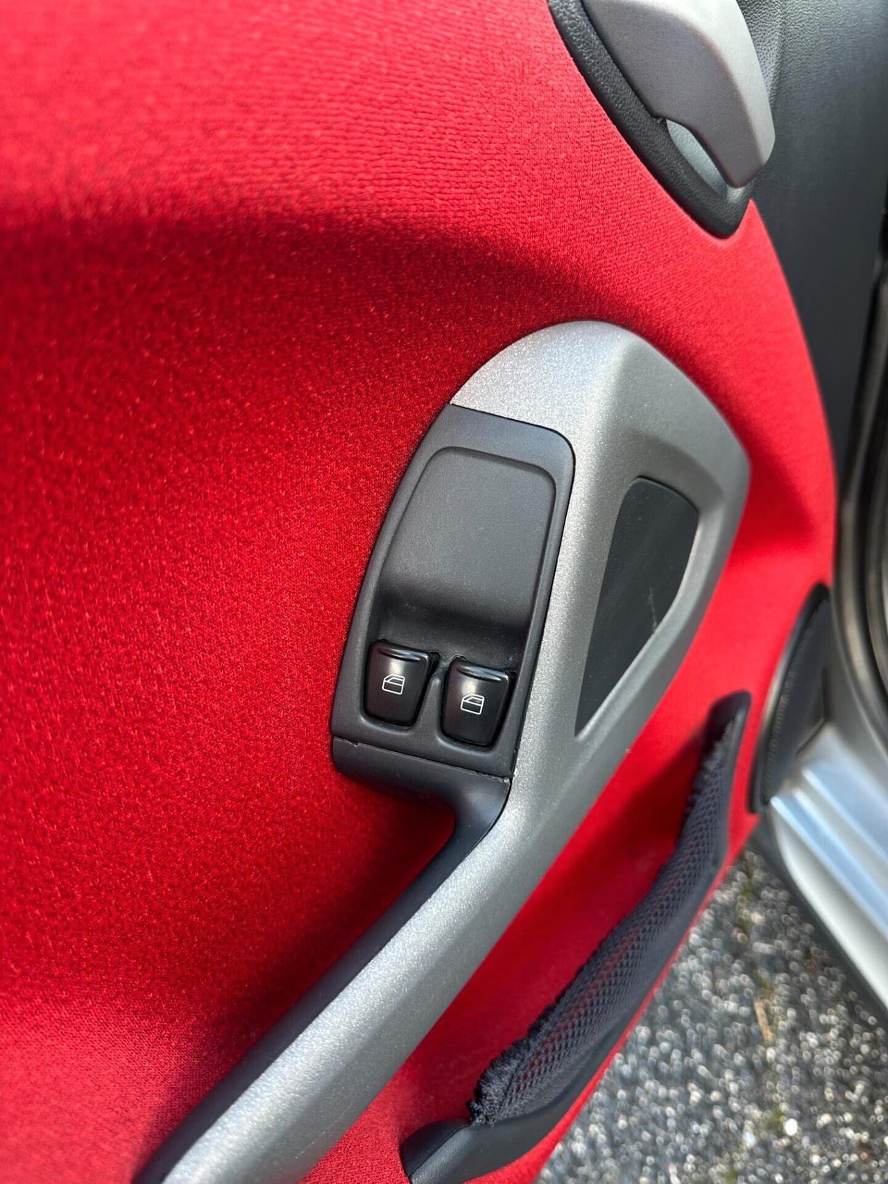 Smart 451 (MOTORE E FRIZIONE NUOVI CON FATTURA)