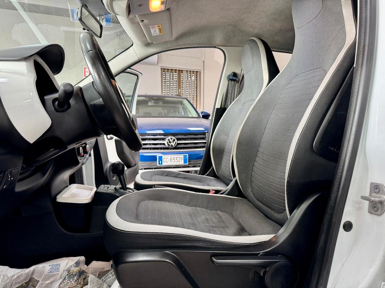 Renault Twingo 0.9 TCe 90cv EDC Intens 2016