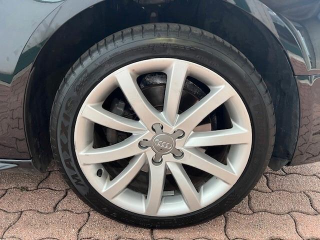 Audi A4 Avant 2.0 TDI 177CV quattro S tronic Business Plus S-line
