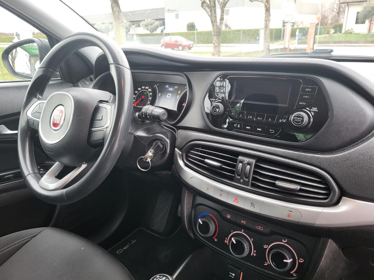 Fiat Tipo 1.4 T-Jet 120CV GPL 5 porte Easy