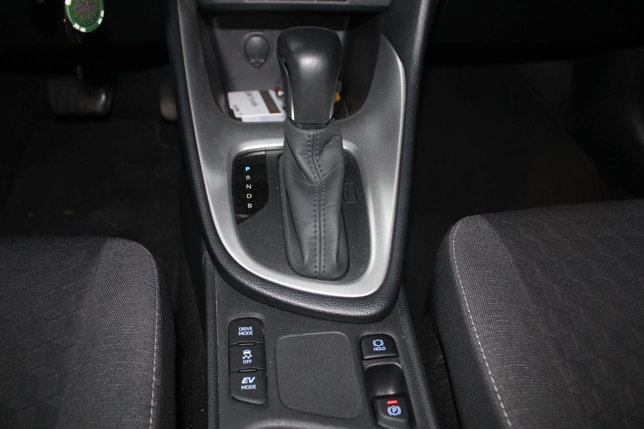 Toyota Yaris HYBRID TREND