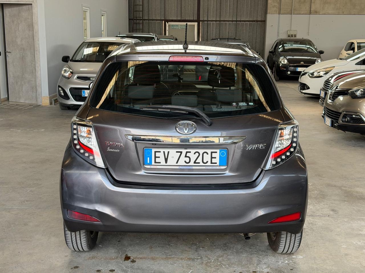Toyota Yaris 1.0 5 porte Lounge