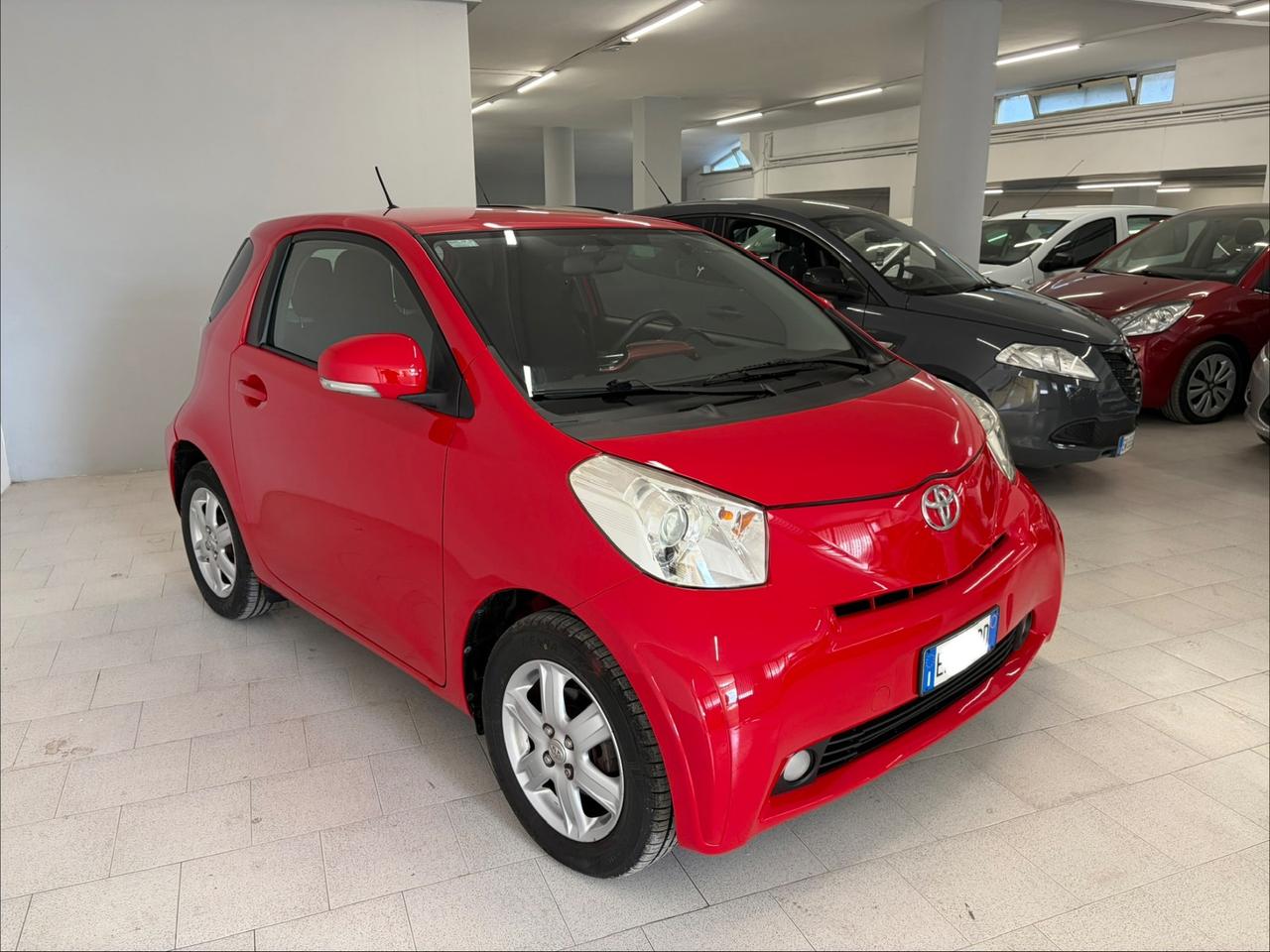 Toyota iQ Cvt automatica Perfetta !