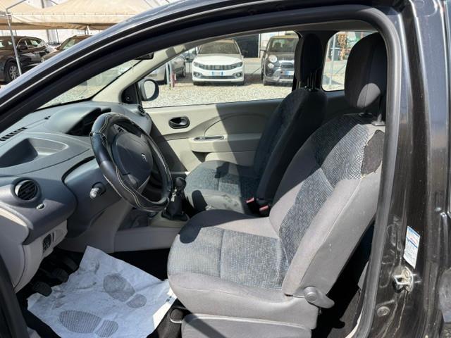 Renault Twingo 1.2 8V Dynamique