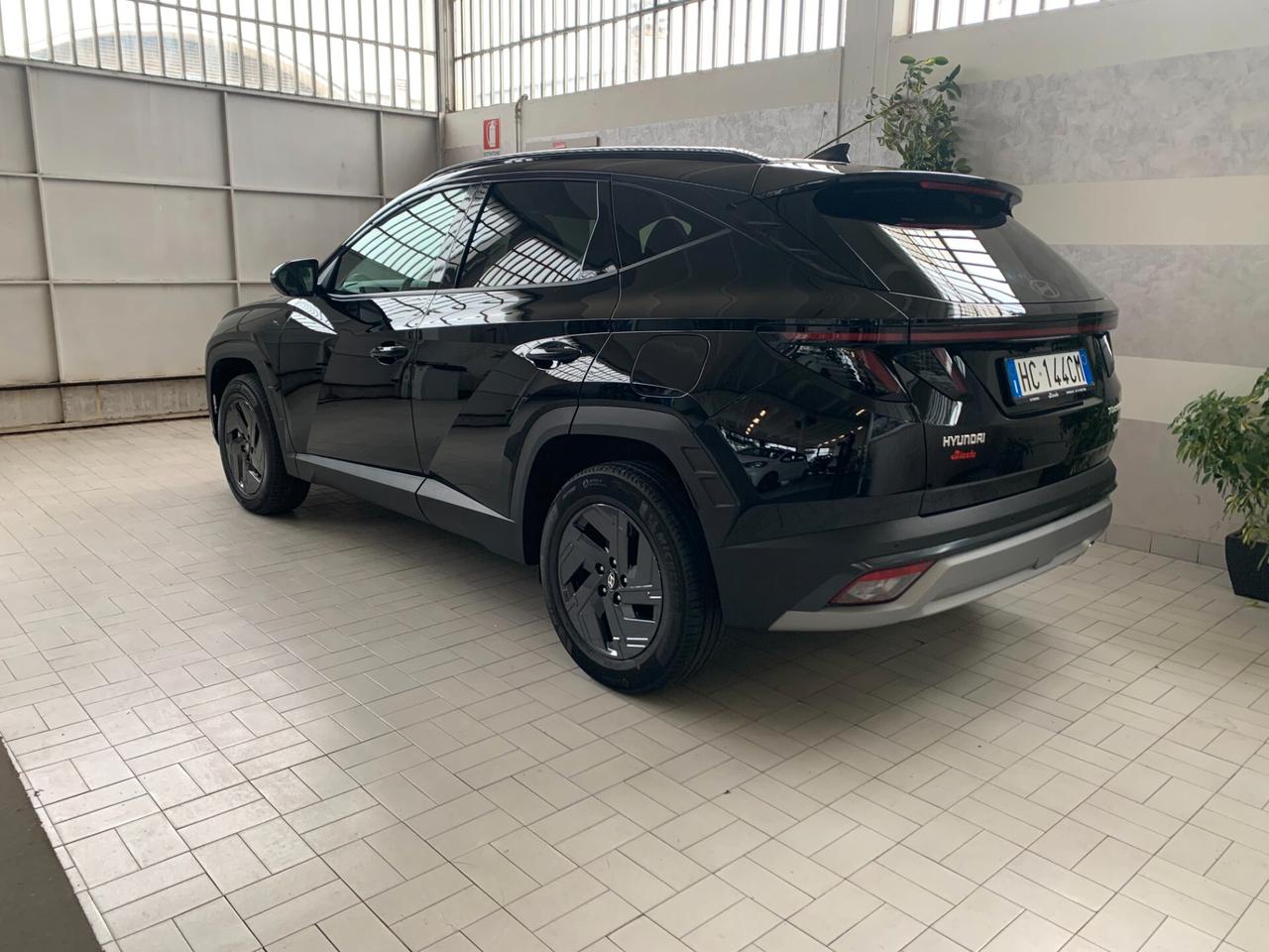 Hyundai Tucson 1.6 HEV aut. DarkLine MY 26 239 CV