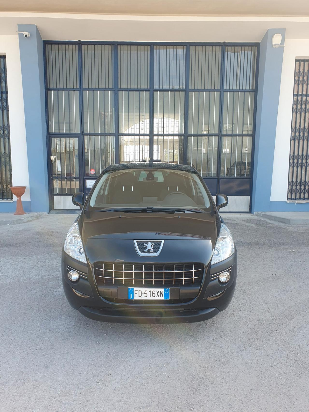 Peugeot 3008 1.6 e-HDi 115CV cambio robotizzato Stop&Start Allure - USATO