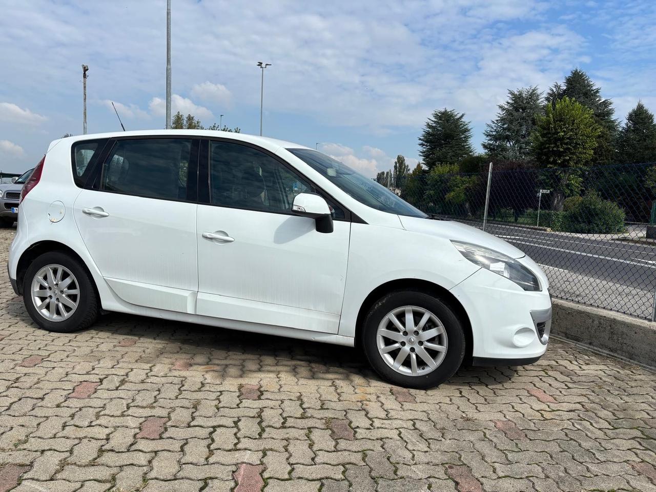 Renault Scenic Scénic 1.5 dCi 110CV Dynamique