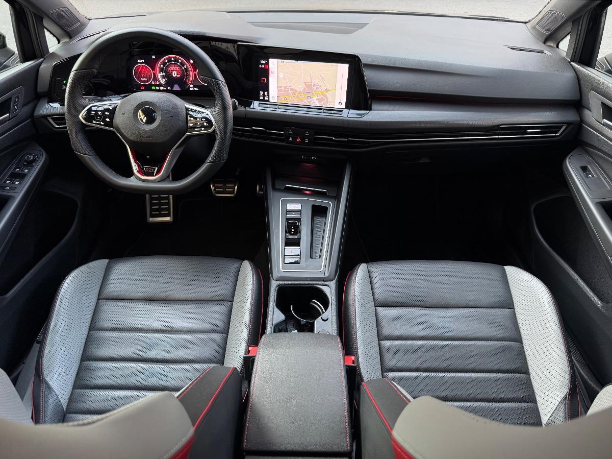 Volkswagen Golf 8 GTI 2.0 TSI 245 CV