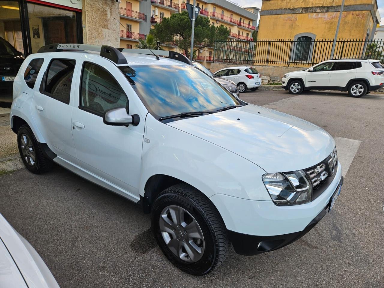 Dacia Duster 1.5 dCi 80kw 110cv FULL NAVI Retrocamera