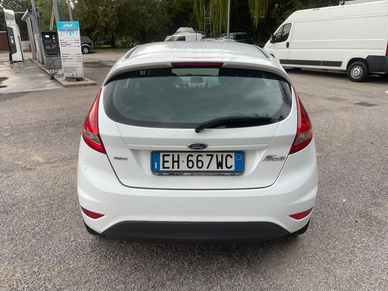 Ford Fiesta 1.4 TDCi 5p. Titanium