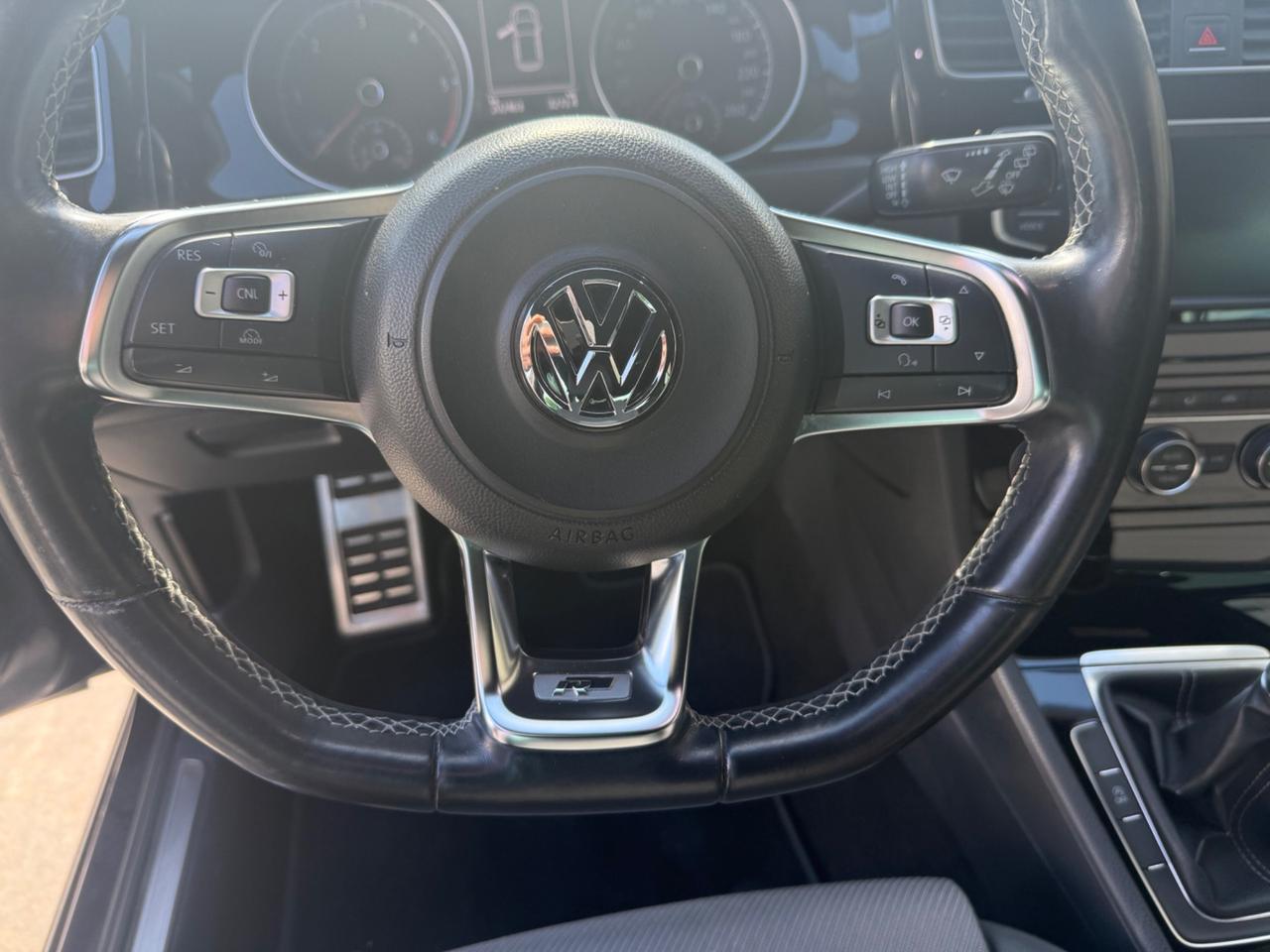 Volkswagen Golf 2.0 TDI 5p. R-Line BlueMotion Technology