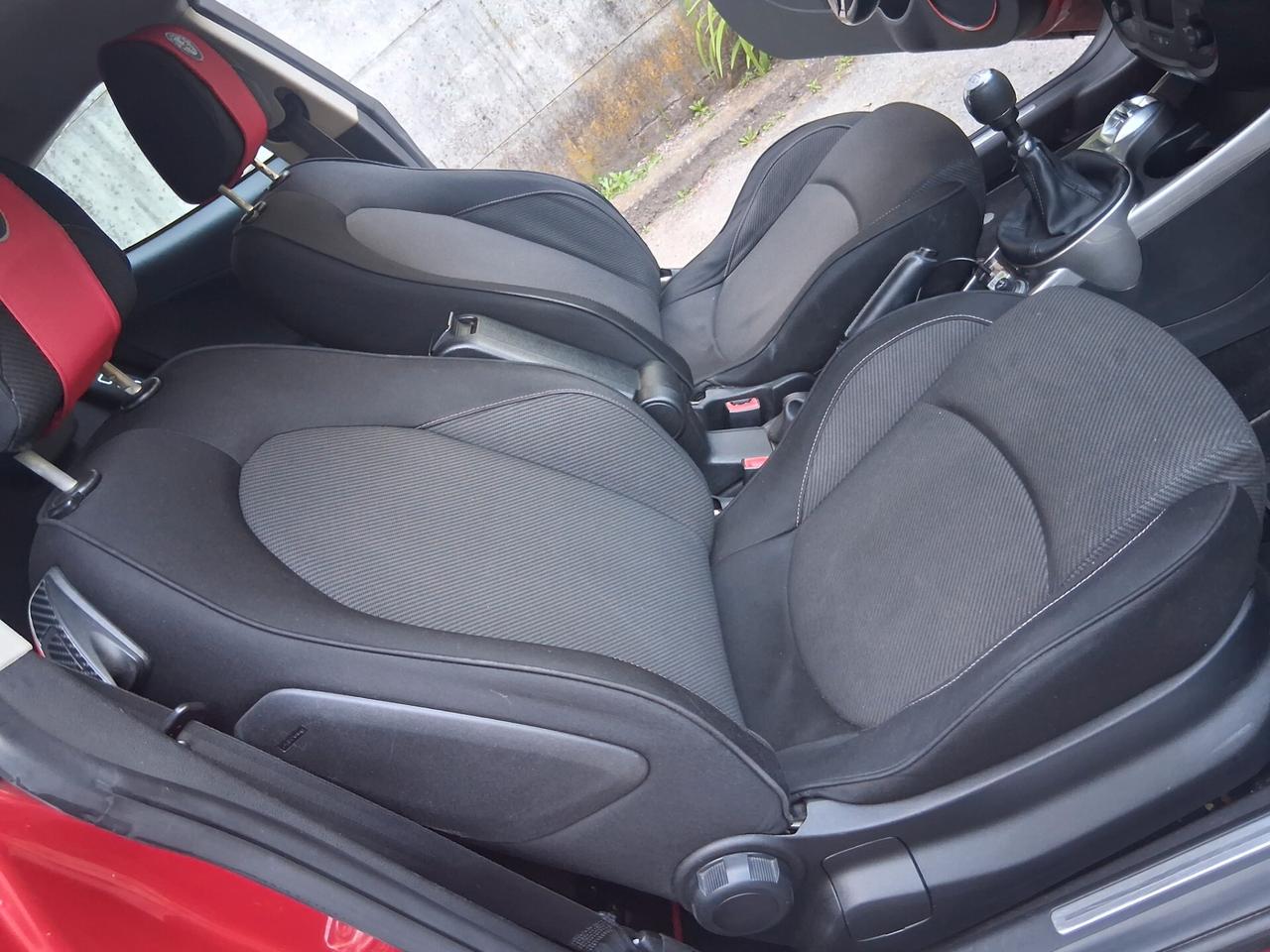 Alfa Romeo MiTo 1.4 78 CV Distinctive Sport Pack