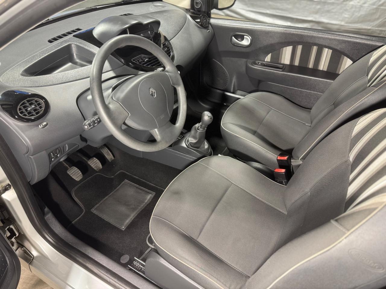 RENAULT TWINGO 1.2 75CV NEOPATENTATI