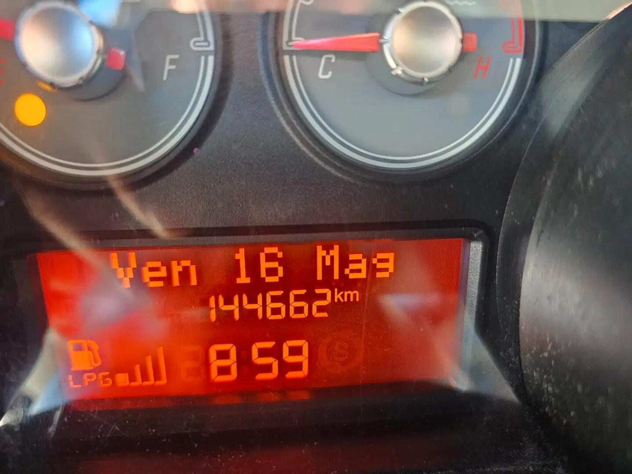 Fiat Punto 1.4 8V 5 porte Easypower Easy