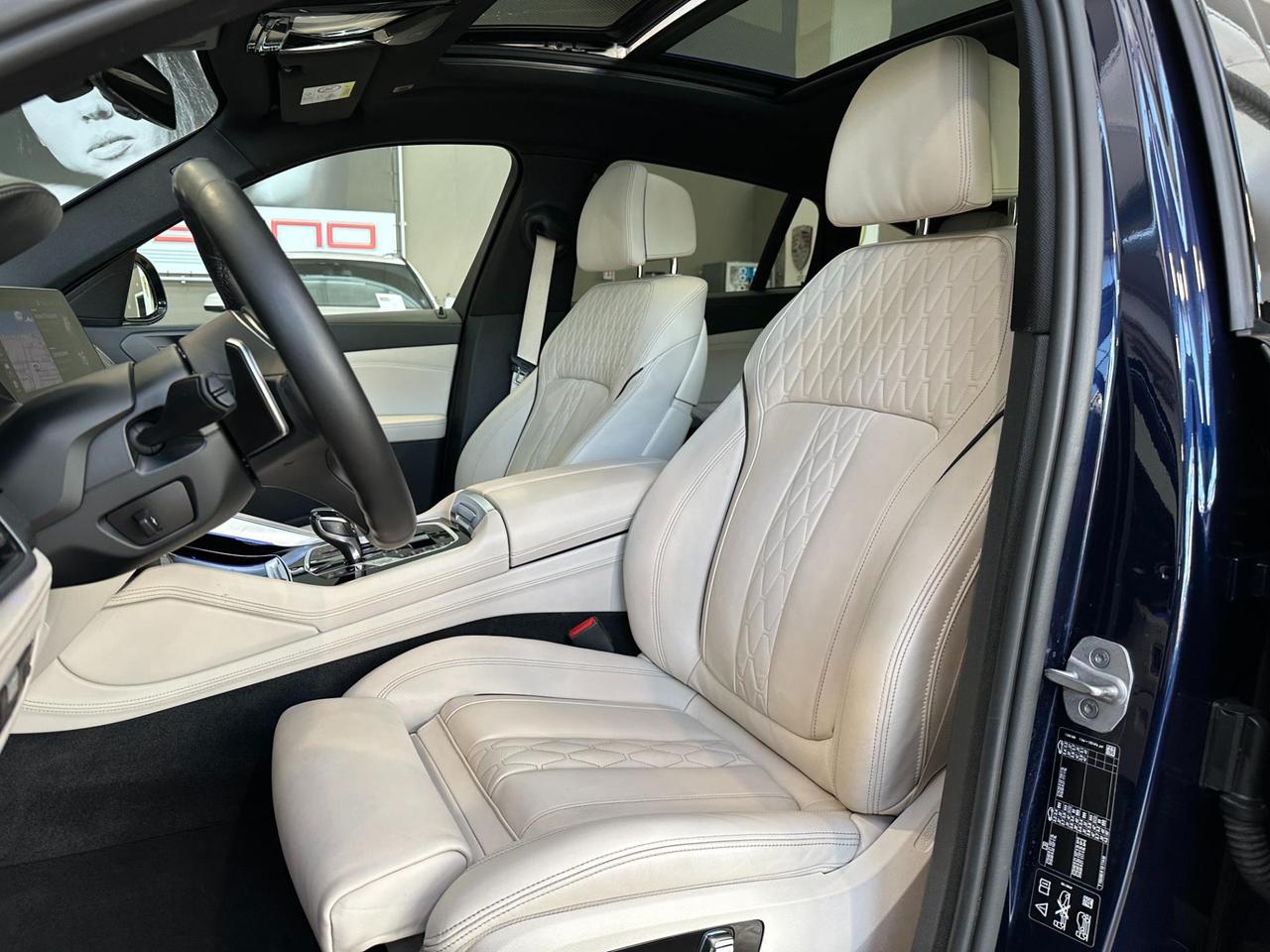 BMW X6 M 50d-Fari Laser-22"-Tetto-Camera 360-Individual-IVA