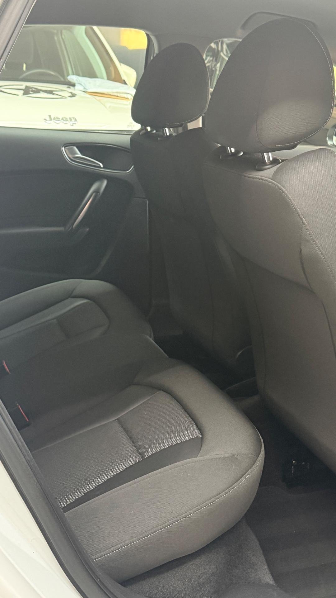 Audi A1 1.6 TDI S tronic Ambition