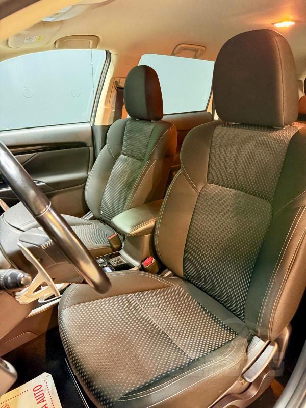 Mitsubishi Outlander phev 2.4 Instyle Plus 4wd