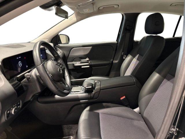 MERCEDES-BENZ GLA 180 d Automatic Business Extra