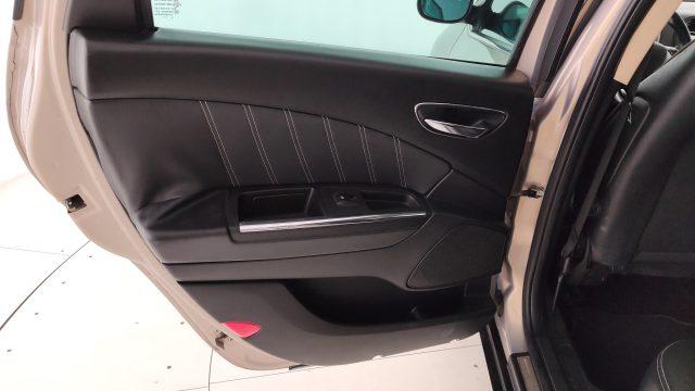 LANCIA Delta 1.4 T-Jet 150 CV Argento - GPL