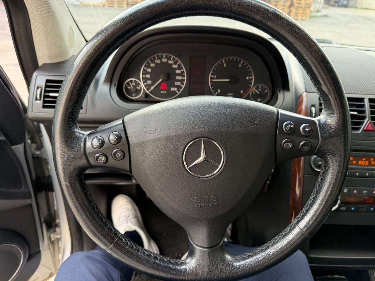 Mercedes-benz A 180 CDI Elegance - UNICO PROPRIETARIO